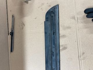 bontott AUDI A4 B6 Bal hátsó Ajtó Díszléc