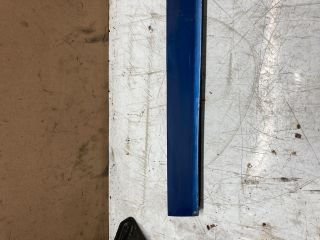 bontott AUDI A4 B6 Bal hátsó Ajtó Díszléc