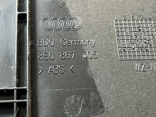 bontott AUDI A4 B6 Bal hátsó Ajtó Kárpit