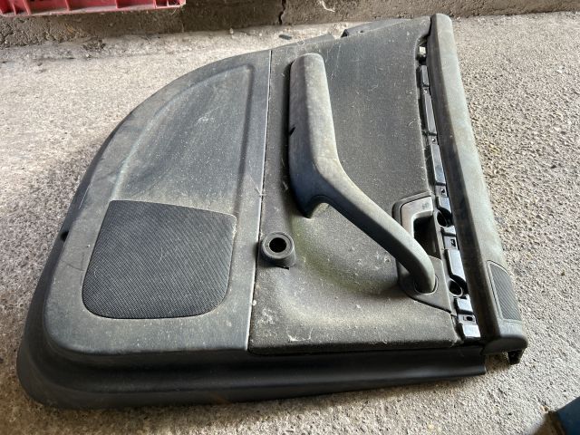 bontott AUDI A4 B6 Bal hátsó Ajtó Kárpit