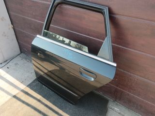 bontott AUDI A4 B6 Bal hátsó Ajtó (Részeivel)