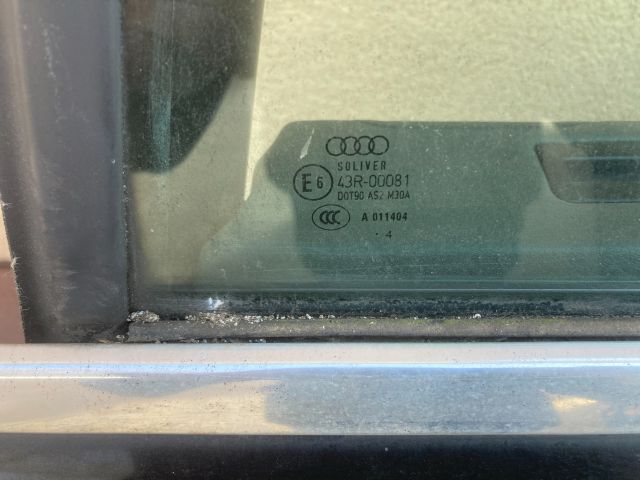 bontott AUDI A4 B6 Bal hátsó Ajtó (Részeivel)