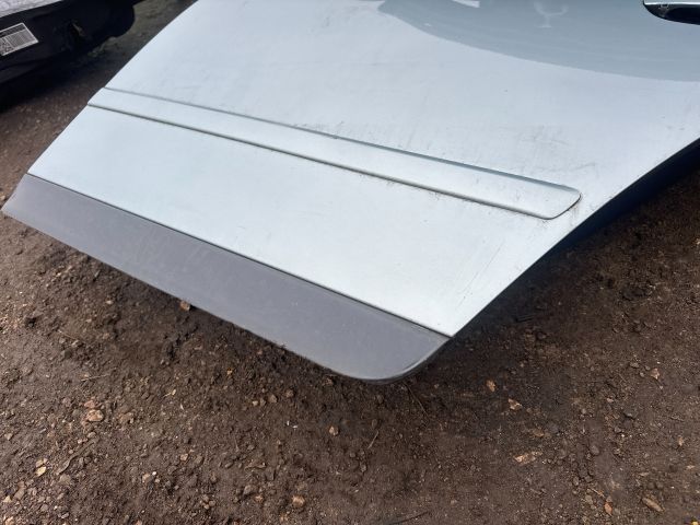 bontott AUDI A4 B6 Bal hátsó Ajtó (Üres lemez)