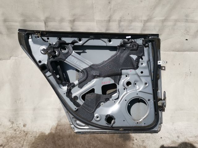 bontott AUDI A4 B6 Bal hátsó Ajtó (Üres lemez)