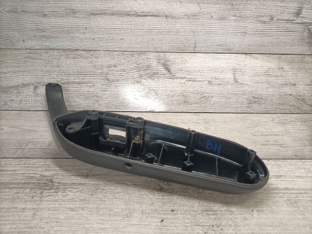 bontott AUDI A4 B6 Bal hátsó Ajtóbehúzó