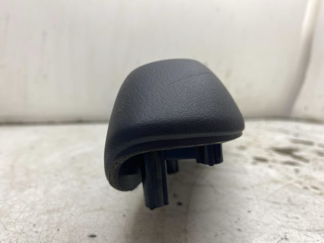 bontott AUDI A4 B6 Bal hátsó Ajtóbehúzó