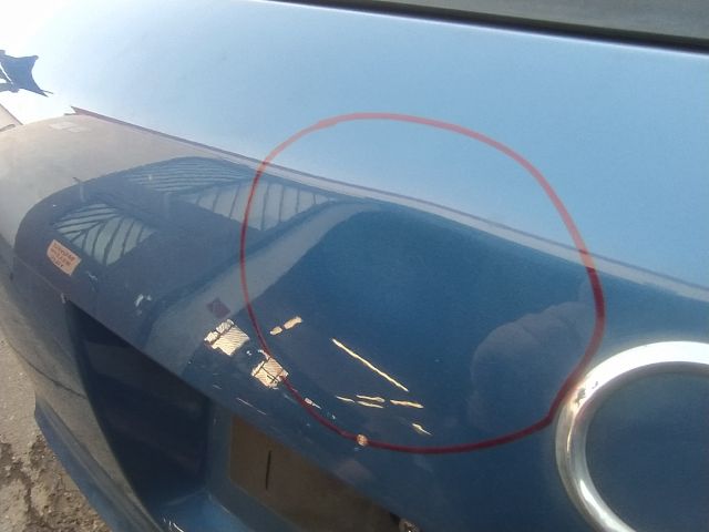 bontott AUDI A4 B6 Bal hátsó Ajtóhatároló