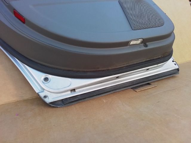 bontott AUDI A4 B6 Bal hátsó Ajtózár