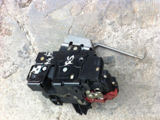 bontott AUDI A4 B6 Bal hátsó Ajtózár