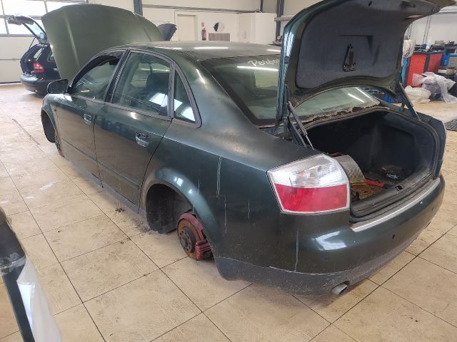 bontott AUDI A4 B6 Bal hátsó Ajtózár