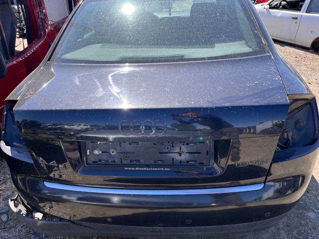 bontott AUDI A4 B6 Bal hátsó Ajtózár