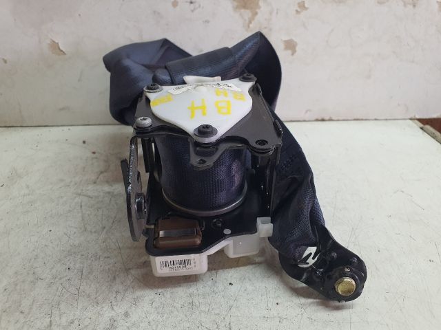 bontott AUDI A4 B6 Bal hátsó Biztonsági Öv