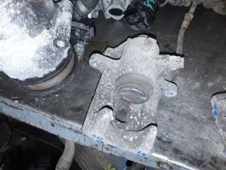 bontott AUDI A4 B6 Bal hátsó Féknyereg Munkahengerrel