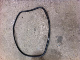 bontott AUDI A4 B6 Bal hátsó Gumikéder