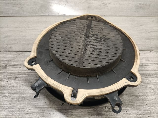 bontott AUDI A4 B6 Bal hátsó Hangszóró