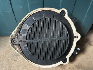 bontott AUDI A4 B6 Bal hátsó Hangszóró