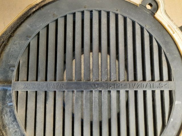 bontott AUDI A4 B6 Bal hátsó Hangszóró