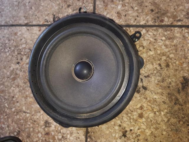 bontott AUDI A4 B6 Bal hátsó Hangszóró