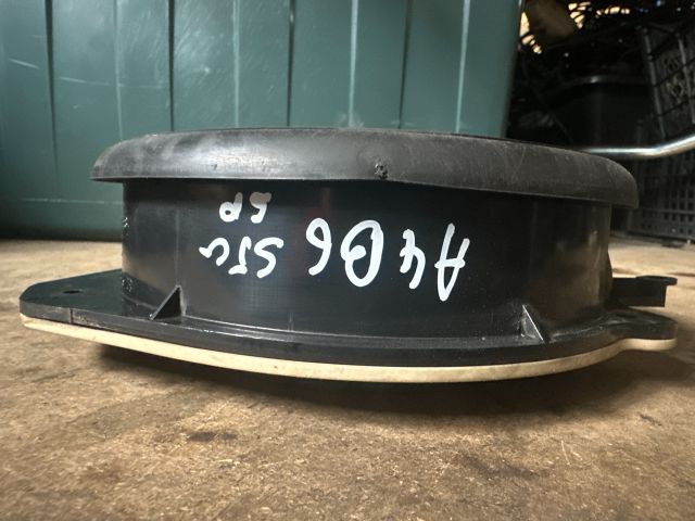 bontott AUDI A4 B6 Bal hátsó Hangszóró