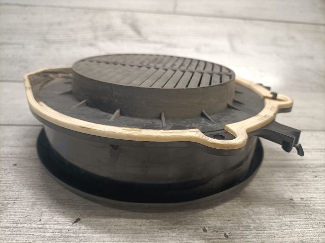 bontott AUDI A4 B6 Bal hátsó Hangszóró