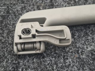 bontott AUDI A4 B6 Bal hátsó Kapaszkodó (Felső)