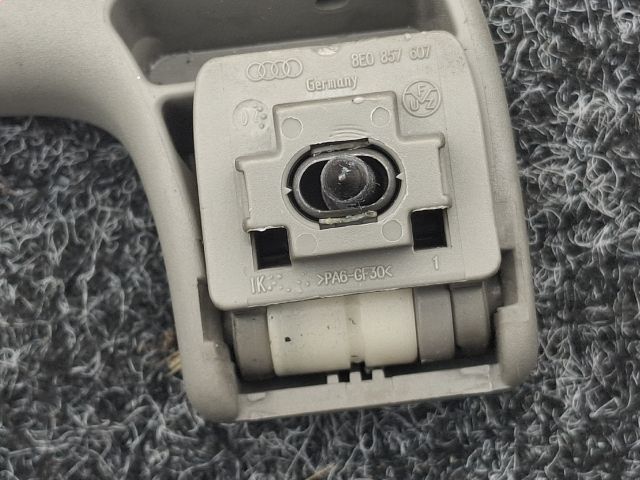 bontott AUDI A4 B6 Bal hátsó Kapaszkodó (Felső)