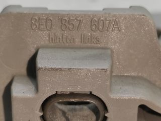 bontott AUDI A4 B6 Bal hátsó Kapaszkodó (Felső)