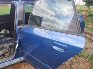 bontott AUDI A4 B6 Bal hátsó Kis Hangszóró Burkolat