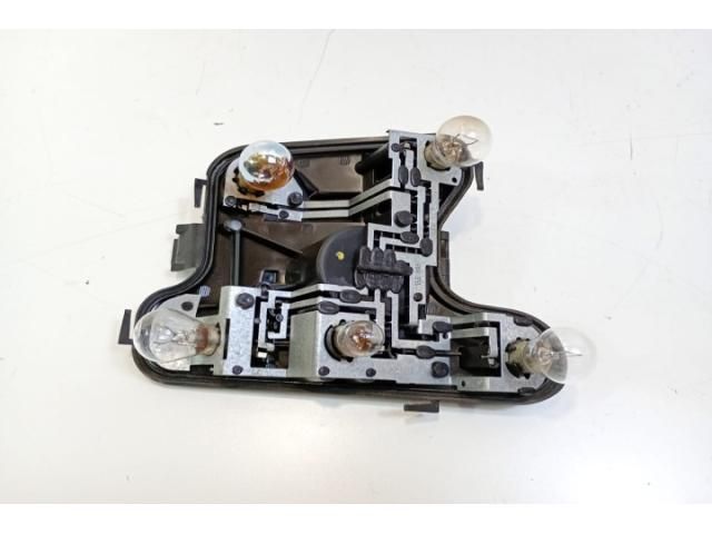 bontott AUDI A4 B6 Bal Hátsó Lámpa Foglalat