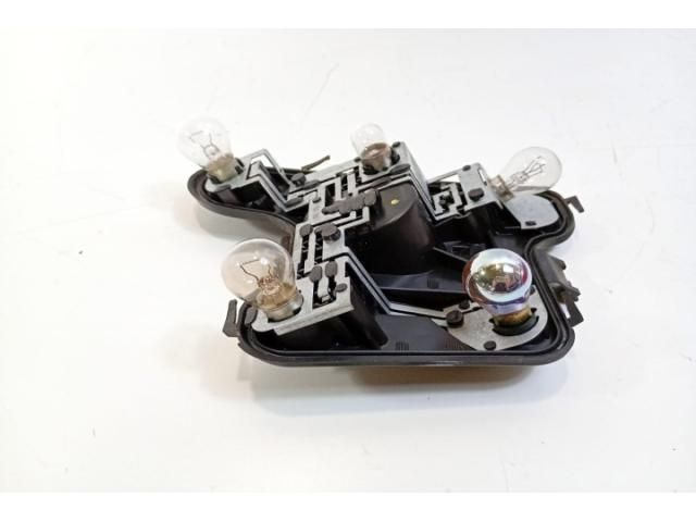 bontott AUDI A4 B6 Bal Hátsó Lámpa Foglalat