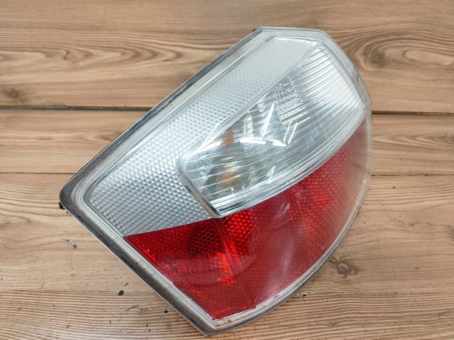 bontott AUDI A4 B6 Bal Hátsó Lámpa