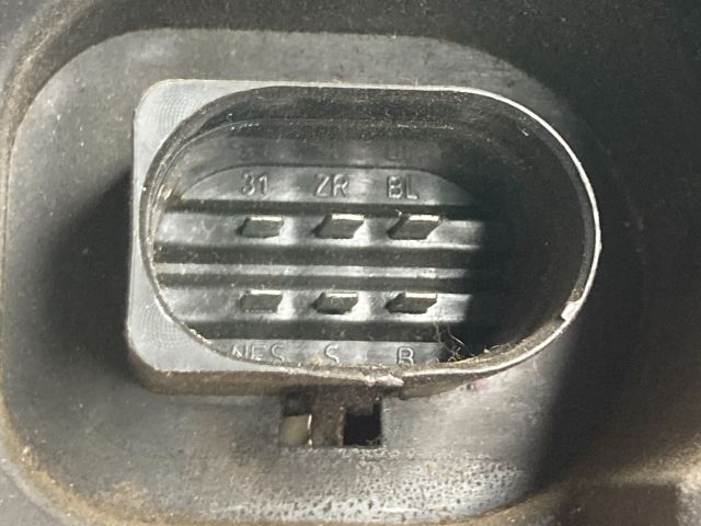 bontott AUDI A4 B6 Bal Hátsó Lámpa