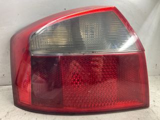 bontott AUDI A4 B6 Bal Hátsó Lámpa