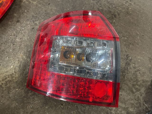 bontott AUDI A4 B6 Bal Hátsó Lámpa