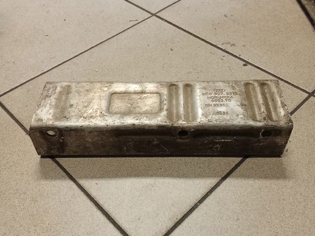 bontott AUDI A4 B6 Bal hátsó Lökhárító Merevítő (Fém)