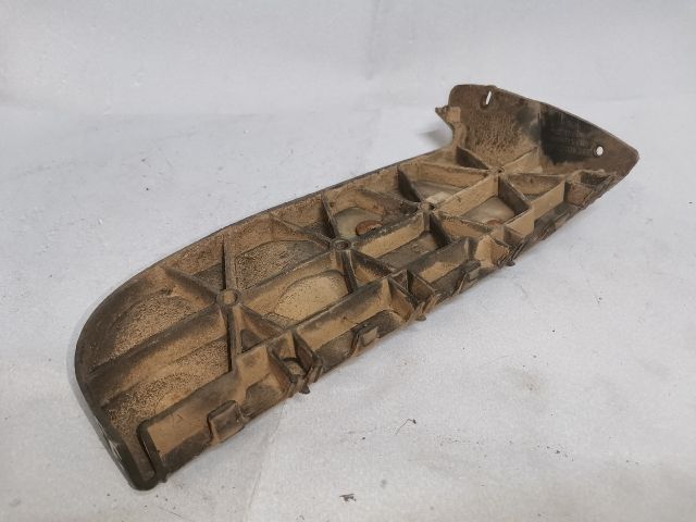 bontott AUDI A4 B6 Bal hátsó Lökhárító Tartó (Műanyag)