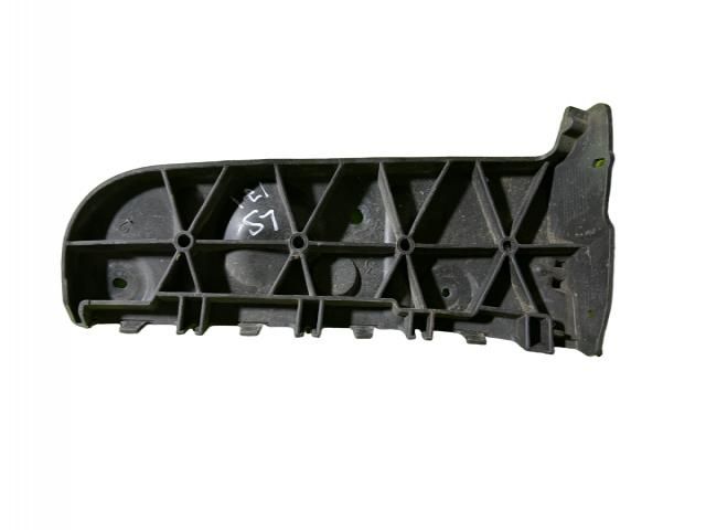 bontott AUDI A4 B6 Bal hátsó Lökhárító Tartó (Műanyag)