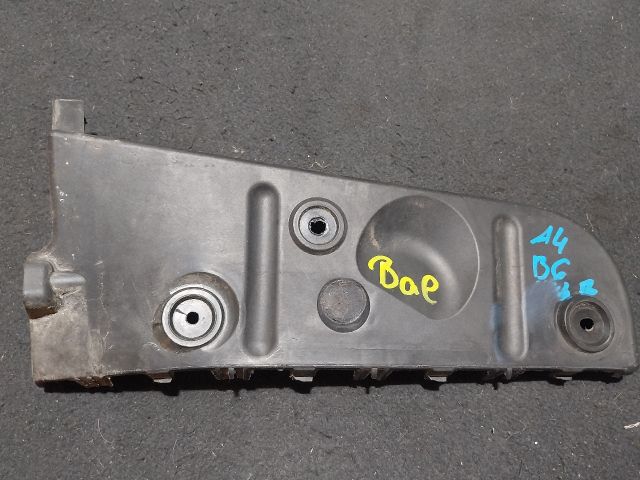 bontott AUDI A4 B6 Bal hátsó Lökhárító Tartó (Műanyag)