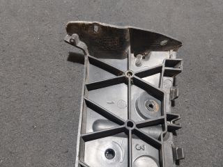 bontott AUDI A4 B6 Bal hátsó Lökhárító Tartó (Műanyag)