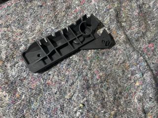 bontott AUDI A4 B6 Bal hátsó Oldal Lökhárító Tartó (Műanyag)