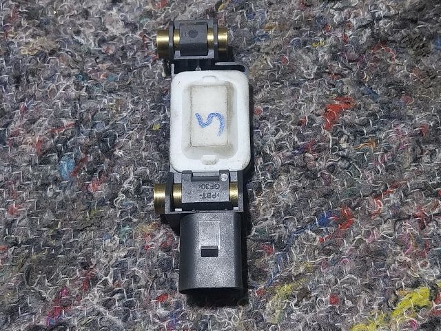 bontott AUDI A4 B6 Bal hátsó Oldal Ütközés Érzékelő