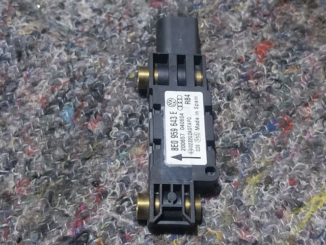 bontott AUDI A4 B6 Bal hátsó Oldal Ütközés Érzékelő