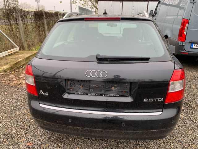 bontott AUDI A4 B6 Bal hátsó Zsanér