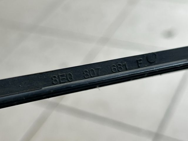 bontott AUDI A4 B6 Bal Ködlámpa Rács