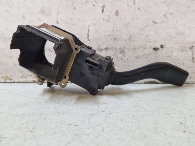 bontott AUDI A4 B6 Bal Kormánykapcsoló Irányjelző