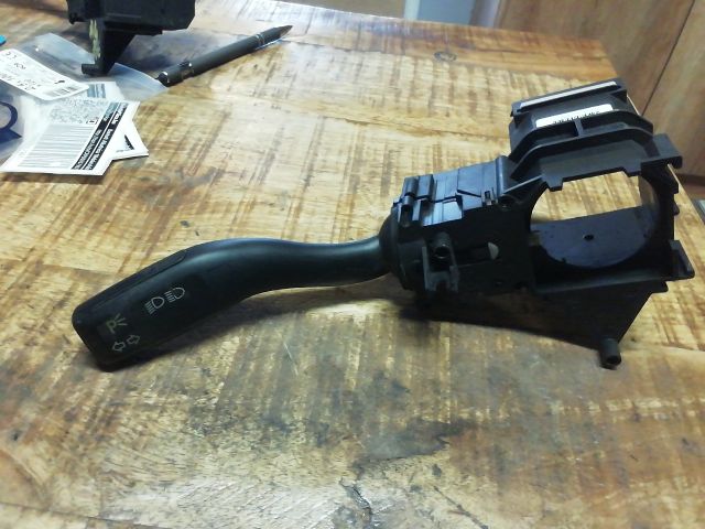 bontott AUDI A4 B6 Bal Kormánykapcsoló Irányjelző