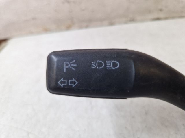 bontott AUDI A4 B6 Bal Kormánykapcsoló Irányjelző