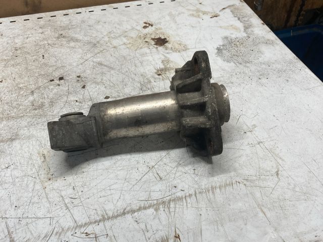 bontott AUDI A4 B6 Bal Lökhárító Tartó Nyúlványvég