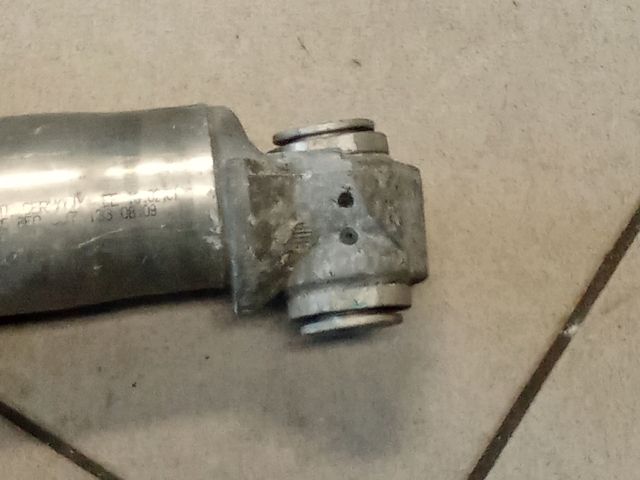 bontott AUDI A4 B6 Bal Lökhárító Tartó Nyúlványvég