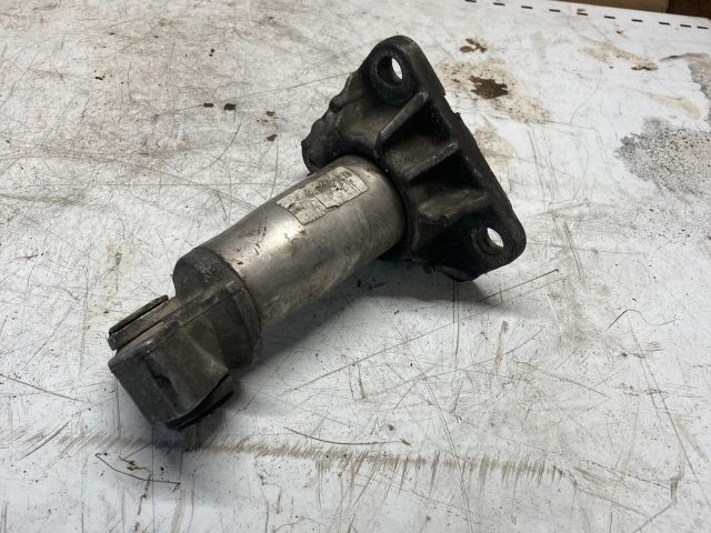 bontott AUDI A4 B6 Bal Lökhárító Tartó Nyúlványvég